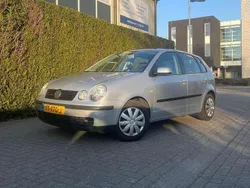 Zilver Gebruikt 2004 VW Polo Hatchback | € 3.000 (Duur)