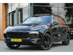 Zwart Gebruikt 2015 Porsche Cayenne SUV | € 29.950 (Eerlijke prijs)