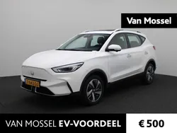 Wit Gebruikt 2023 MG ZS Luxury Sedan | € 21.444 (Eerlijke prijs)