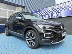 Zwart Gebruikt 2020 VW T-Roc SUV | € 28.950 (Eerlijke prijs)