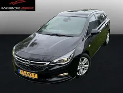 Zwart, metallic lak Gebruikt 2017 Opel Astra Innovation Stationwagen | € 10.949 (Eerlijke prijs)