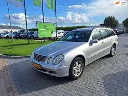 Grijs Gebruikt 2005 Mercedes E200 Classic Stationwagen | € 4.999 (Eerlijke prijs)