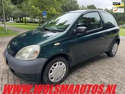 Groen Gebruikt 2001 Toyota Yaris Terra Hatchback | € 850 (Goede deal)