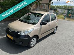Beige, metallic lak Gebruikt 2010 Hyundai i10 Pure Hatchback | € 2.499 (Goede deal)