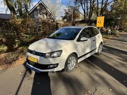 Wit Gebruikt 2011 VW Polo Comfortline Hatchback | € 1.350 (Super prijs)