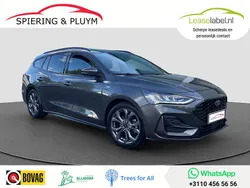 Grijs Gebruikt 2023 Ford Focus ST-Line Stationwagen | € 23.890 (Eerlijke prijs)