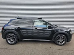 Zwart Gebruikt 2017 Citroën C4 Cactus PureTech Hatchback | € 8.645 (Eerlijke prijs)