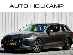 Grijs Gebruikt 2019 Volvo V60 Inscription Stationwagen | € 28.950 (Eerlijke prijs)