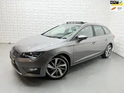 Grijs, metallic lak Gebruikt 2015 Seat Leon ST FR Stationwagen | € 11.249 (Eerlijke prijs)