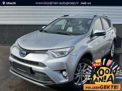 Zilver Gebruikt 2017 Toyota RAV4 Executive SUV | € 24.900 (Goede deal)