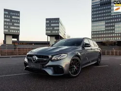 Grijs, metallic lak Gebruikt 2018 Mercedes E63 AMG Premium Plus Stationwagen | € 72.450 (Goede deal)