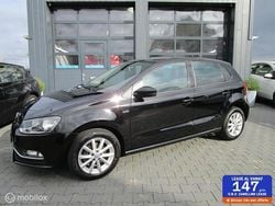 Zwart Gebruikt 2016 VW Polo LOUNGE Hatchback | € 8.950 (Eerlijke prijs)
