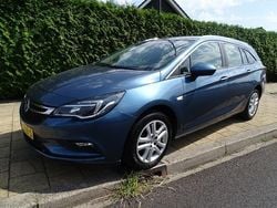 Blauw Gebruikt 2017 Opel Astra Stationwagen | € 10.950 (Eerlijke prijs)