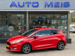 Rood, andere lak Gebruikt 2018 Ford Fiesta ST-Line Hatchback | € 8.495 (Eerlijke prijs)