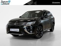 Zwart Gebruikt 2016 Mitsubishi Outlander Edition SUV | € 17.950 (Eerlijke prijs)
