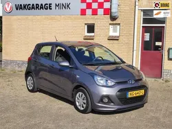 Grijs Gebruikt 2017 Hyundai i10 Comfort Hatchback | € 10.750 (Iets duurder)