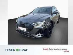 Grijs Gebruikt 2022 Audi e-tron SUV | € 55.639 (Goede deal)