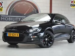 Zwart, metallic lak Gebruikt 2012 VW Scirocco Highline Coupé | € 11.880 (Eerlijke prijs)
