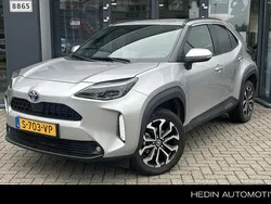 Grijs Gebruikt 2023 Toyota Yaris Cross SUV | € 25.695 (Goede deal)