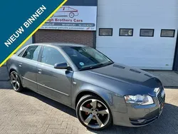 Grijs, metallic lak Gebruikt 2007 Audi A4 Sedan | € 3.999 (Eerlijke prijs)