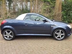 Zilver Gebruikt 2006 Opel Tigra Cabriolet | € 4.501 (Duur)