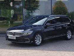 Zwart Gebruikt 2022 VW Passat Business Stationwagen | € 28.450 (Duur)
