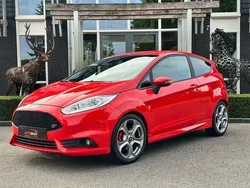 Rood Gebruikt 2014 Ford Fiesta ST Hatchback | € 10.750 (Eerlijke prijs)
