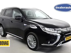 Zwart Gebruikt 2019 Mitsubishi Outlander P-HEV SUV | € 19.950 (Super prijs)