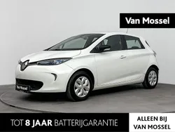 Ijswit 369 Gebruikt 2019 Renault Zoe Life Hatchback | € 9.730 (Eerlijke prijs)