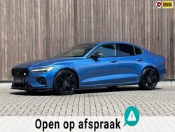 Blauw Gebruikt 2020 Volvo S60 R-Design Sedan | € 29.900 (Iets duurder)