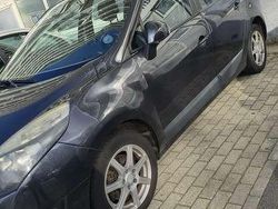 Grijs Gebruikt 2010 Renault Scénic III Expression MPV | € 4.250 (Duur)