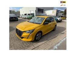 Geel Gebruikt 2023 Peugeot 208 Allure Hatchback | € 15.950 (Goede deal)