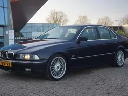 Blauw Gebruikt 1999 BMW 523 Executive Sedan | € 3.450 (Eerlijke prijs)