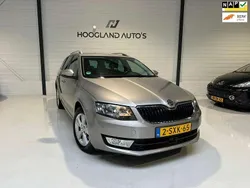 Beige Gebruikt 2014 Skoda Octavia Elegance Stationwagen | € 8.950 (Iets duurder)
