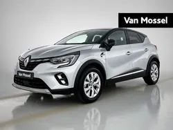 Grijs Gebruikt 2020 Renault Captur Intens SUV | € 19.435 (Eerlijke prijs)