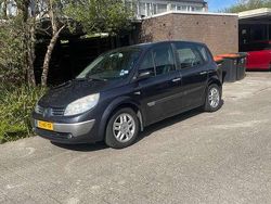 Grijs Gebruikt 2005 Renault Mégane II Luxe MPV | € 750 (Eerlijke prijs)
