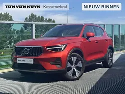 Rood Gebruikt 2022 Volvo XC40 Core SUV | € 34.950 (Eerlijke prijs)