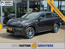 Zwart Gebruikt 2023 Lynk & Co 01 SUV | € 28.990 (Eerlijke prijs)