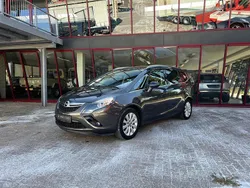 Grijs Gebruikt 2016 Opel Zafira Edition MPV | € 12.950 (Iets duurder)