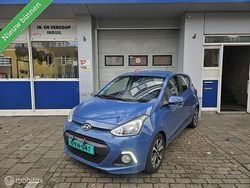 Blauw Gebruikt 2015 Hyundai i10 Premium Hatchback | € 4.490 (Super prijs)