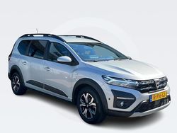 Grijs Gebruikt 2022 Dacia Jogger Comfort MPV | € 17.995 (Eerlijke prijs)