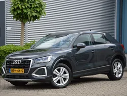 Grijs Gebruikt 2023 Audi Q2 Advanced SUV | € 31.850 (Eerlijke prijs)