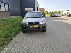 Grijs Gebruikt 2005 Hyundai Tucson Active SUV | € 2.750 (Goede deal)