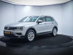 Grijs Gebruikt 2020 VW Tiguan Comfortline SUV | € 21.950 (Eerlijke prijs)