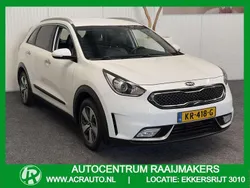 Wit Gebruikt 2016 Kia Niro First Edition SUV | € 13.840 (Eerlijke prijs)