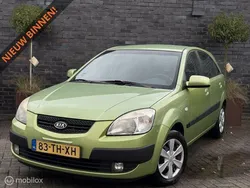 Groen Gebruikt 2006 Kia Rio 2 Hatchback | € 2.295 (Eerlijke prijs)