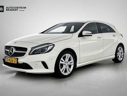 Wit Gebruikt 2017 Mercedes A180 Business Hatchback | € 14.945 (Eerlijke prijs)