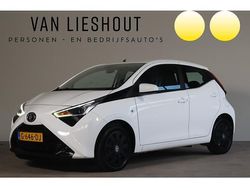 Wit Gebruikt 2019 Toyota Aygo X-play Hatchback | € 13.650 (Eerlijke prijs)