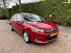Rood Gebruikt 2016 Citroën C4 Feel Hatchback | € 7.499 (Eerlijke prijs)