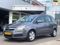 Grijs Gebruikt 2008 Opel Zafira Executive MPV | € 1.950 (Goede deal)